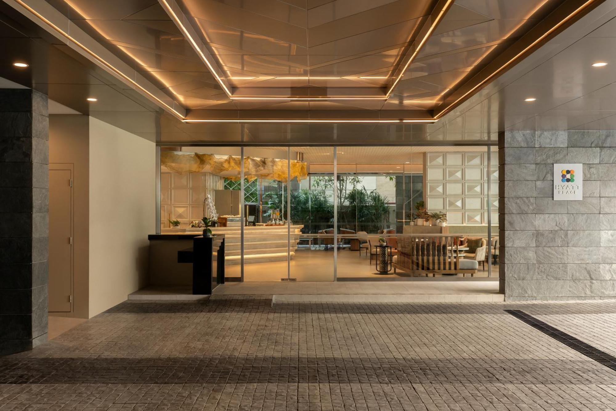Hyatt Place Bangkok Sukhumvit 1 Eksteriør billede